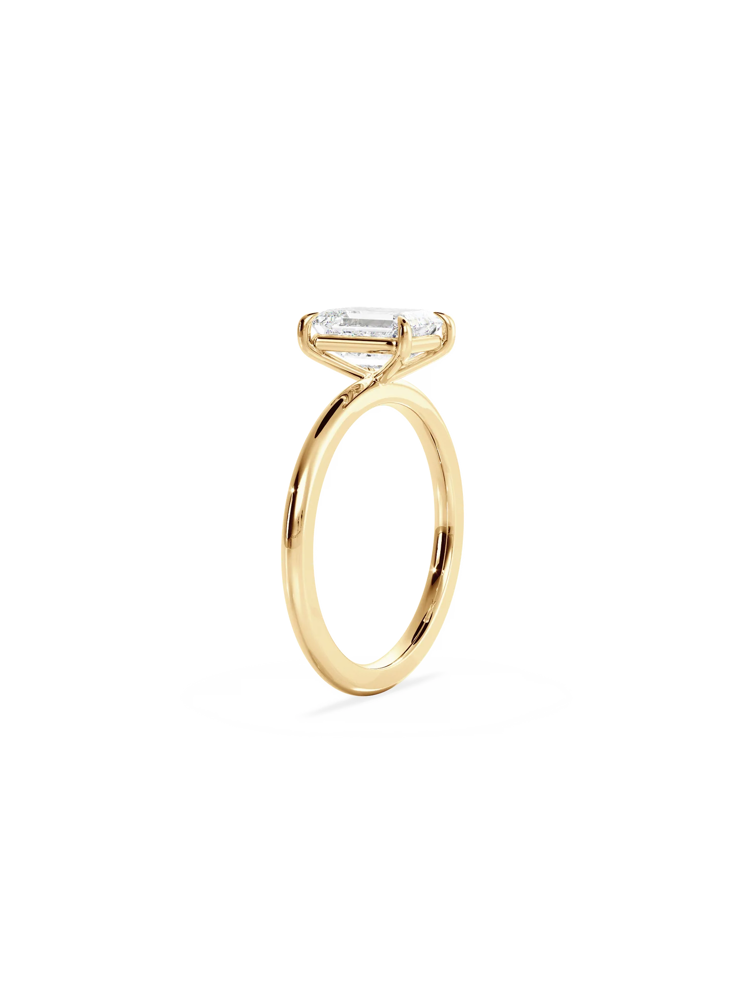 Emerald Kesim Pırlanta Tek Taş Yüzük